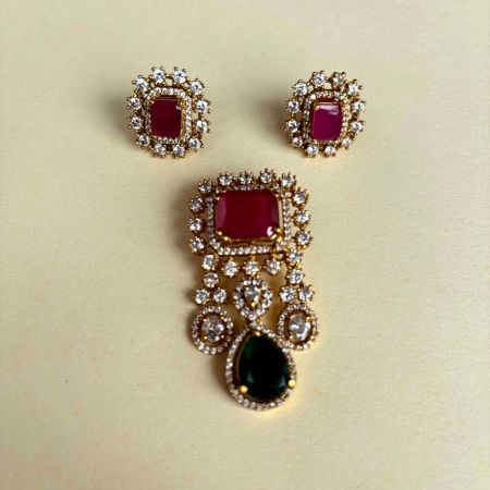 Handmade Brass Metal Jewellery Ruby Green Tikka Set